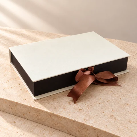 Box com laço